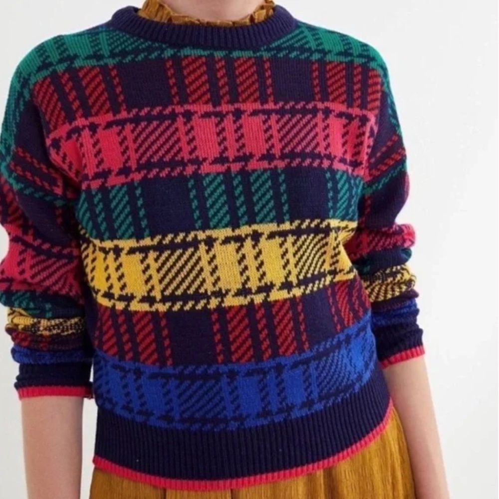 Urban outfitters multicolored plaid knit crew neck sweater sz medium.